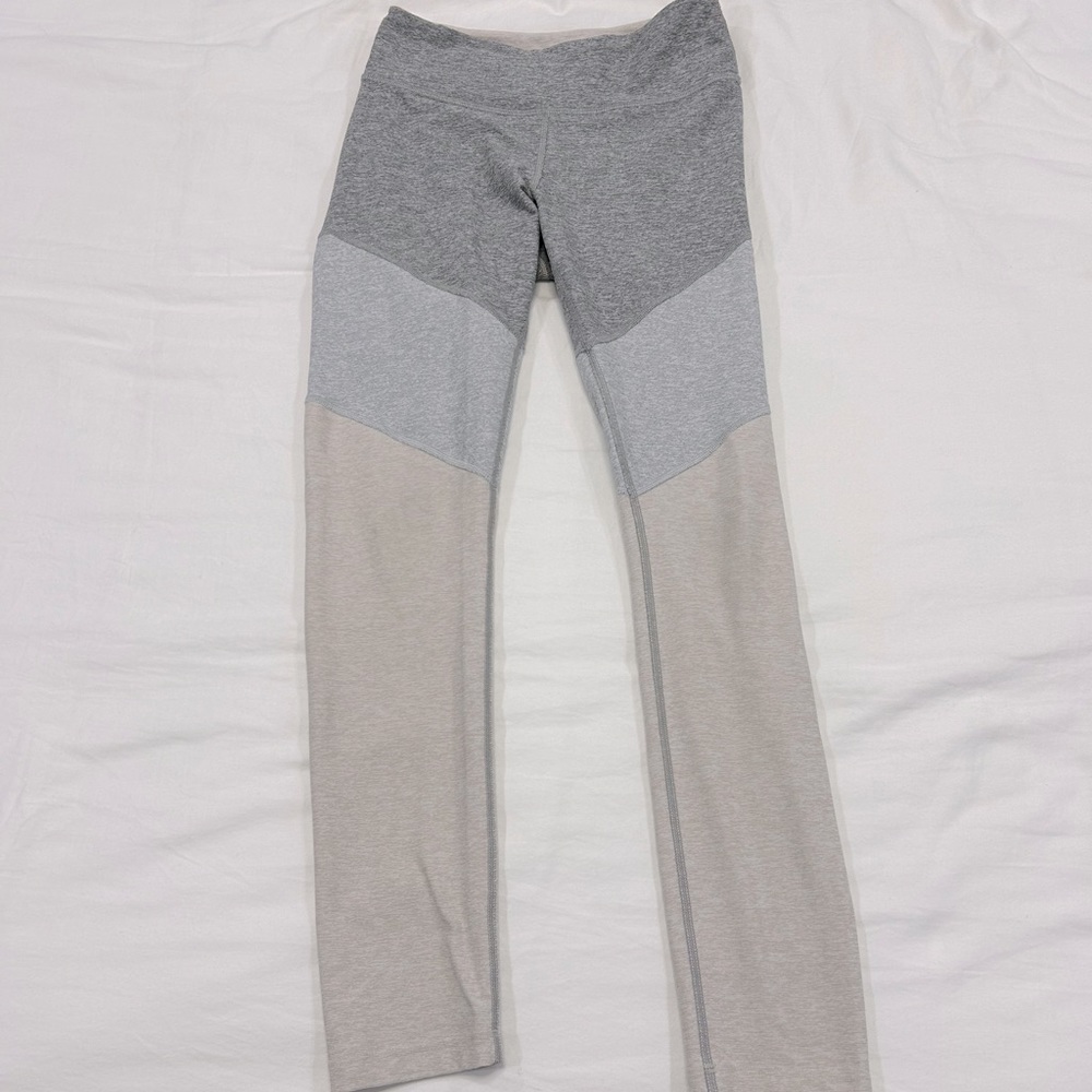 Outdoor Voices oatmeal & light blue Colorblock full length leggings Activewear